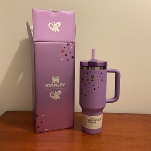 Olivia Rodrigo X Stanley 40oz Quencher Tumbler
